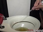 GERMAN EXTREM PISS DRINK AMATEUR PARTY