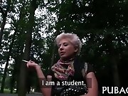 Thrilling blowjob from sultry babe