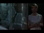 Wife cheats with criminal