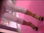 Italian women candid feet