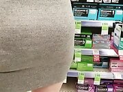 Flashing butt plug fat ass milf in vegas