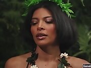 Guy stumbles upon a hulu warrior shemale