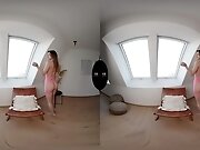 Leg Shaking Orgasm Up-Close - VRsolos