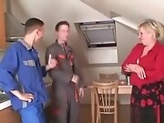 Granny offers her pussy as a payment