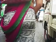 Super sexy milf candid